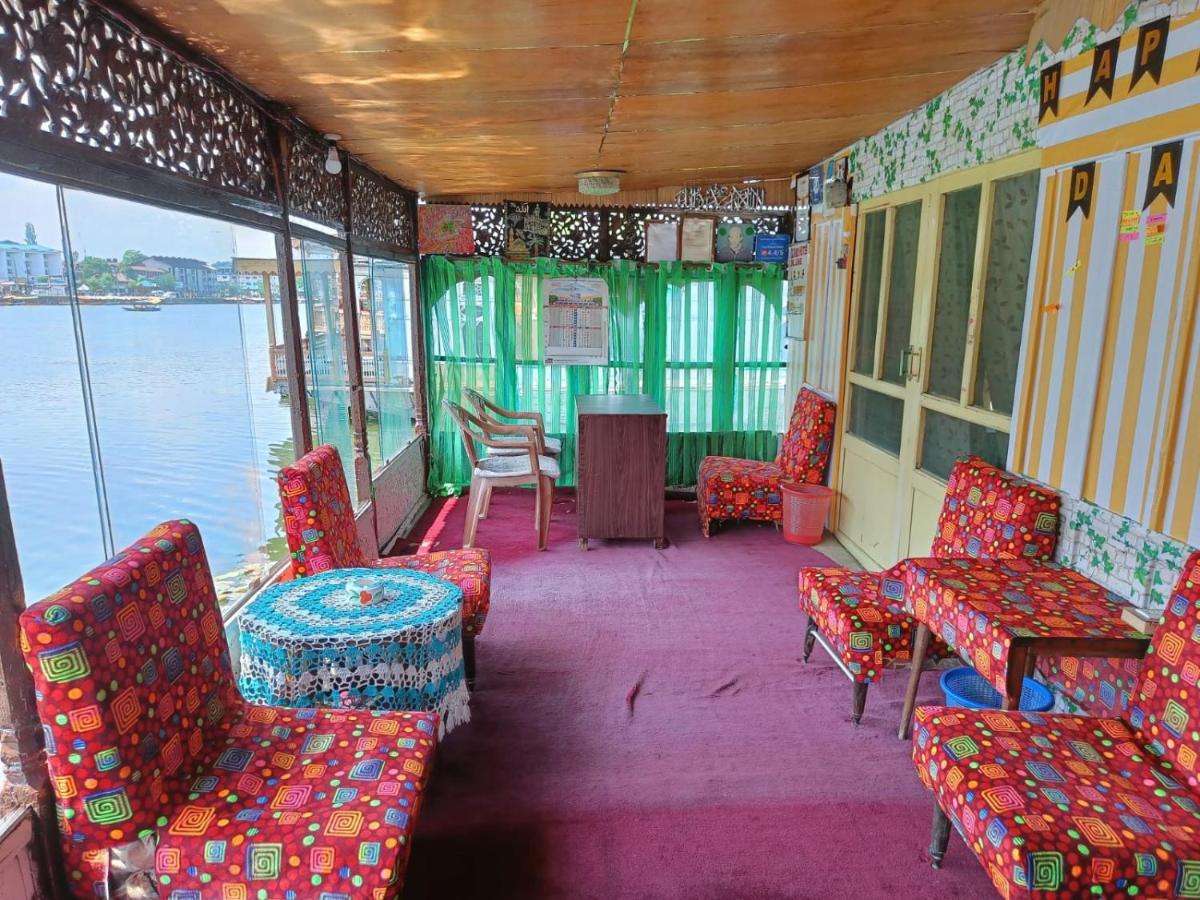 شقة Island Srīnagar المظهر الخارجي الصورة